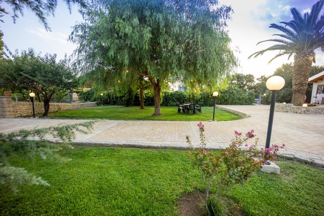 Penzion Casale Della Contea Modica Exteriér fotografie