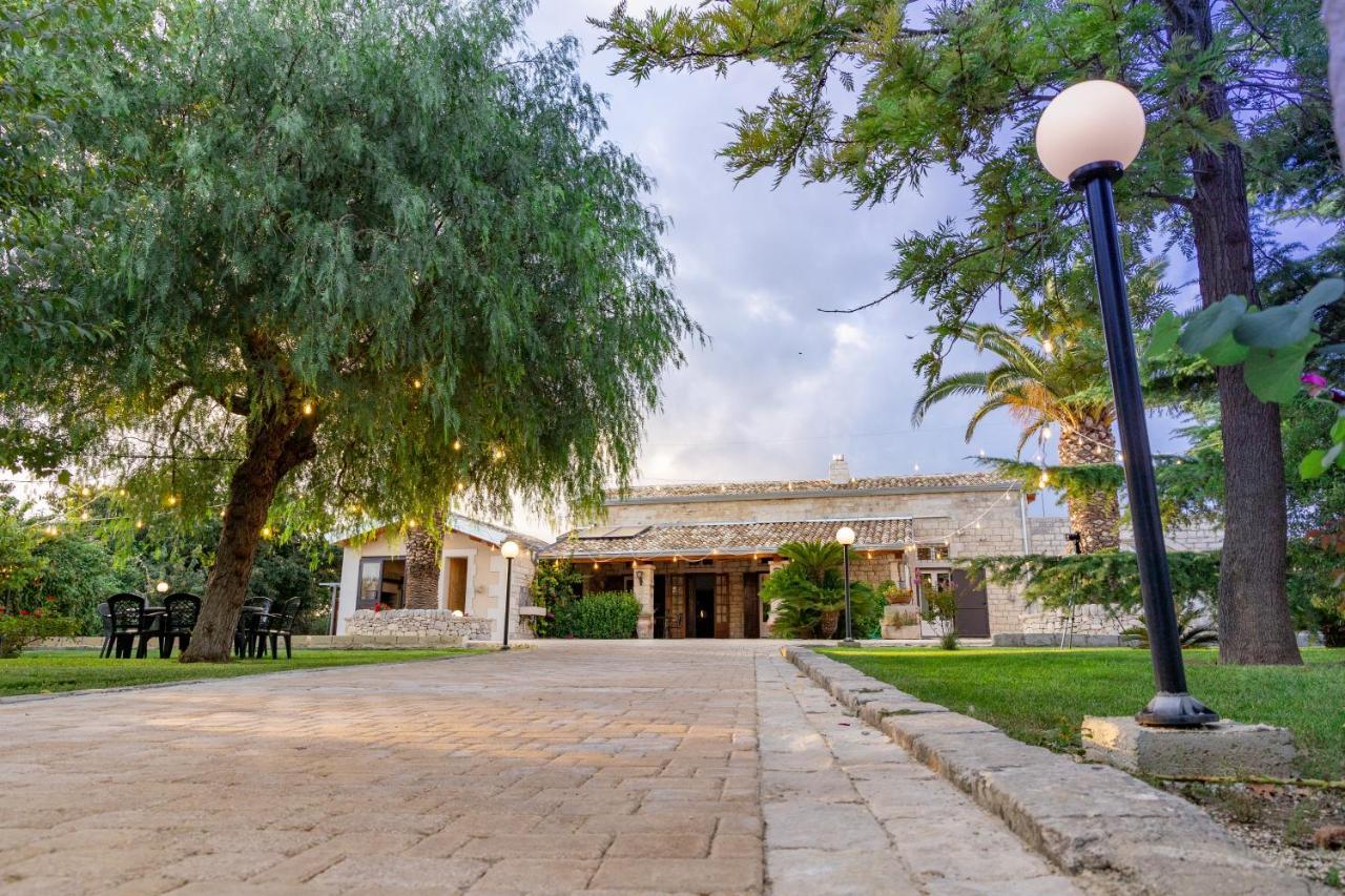 Penzion Casale Della Contea Modica Exteriér fotografie