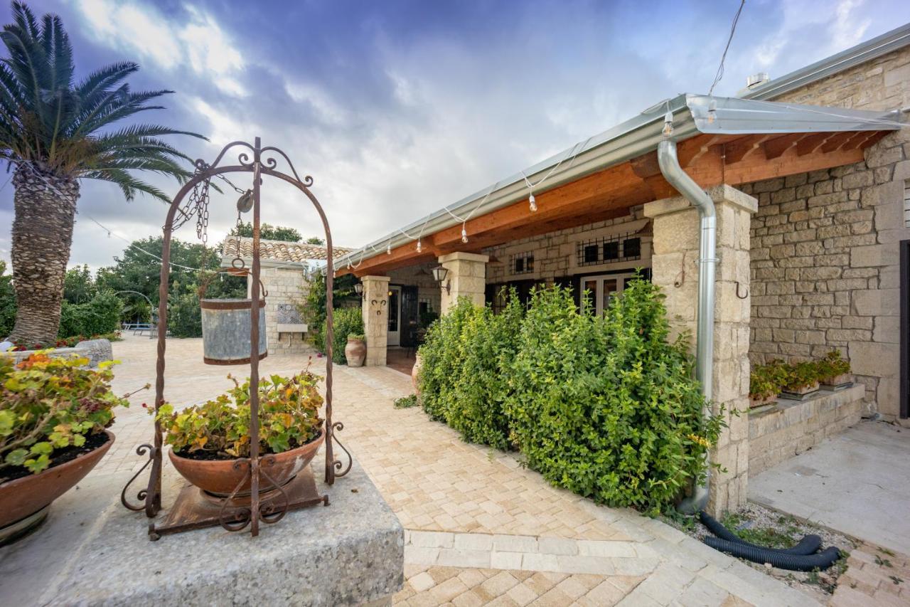 Penzion Casale Della Contea Modica Exteriér fotografie